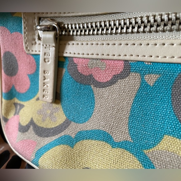 Ted Baker Pastel cross body bag - Picture 4 of 5